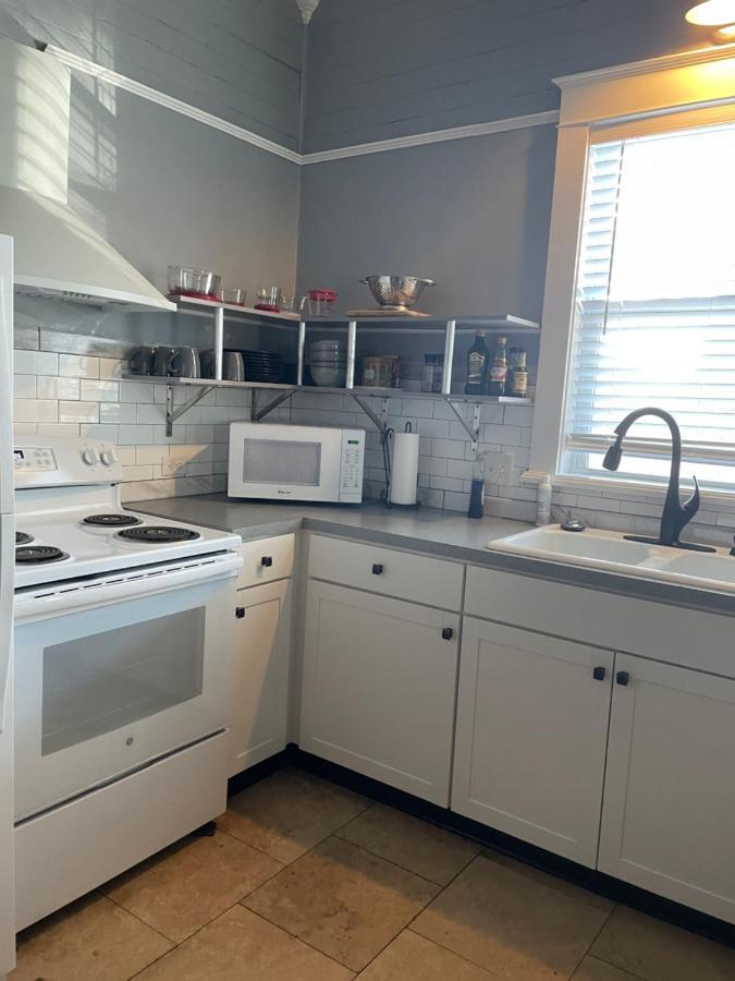 150 Year Old Restored Lincolnville Cottage セント・オーガスティン エクステリア 写真
