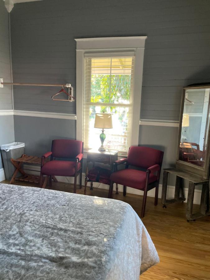 150 Year Old Restored Lincolnville Cottage セント・オーガスティン エクステリア 写真