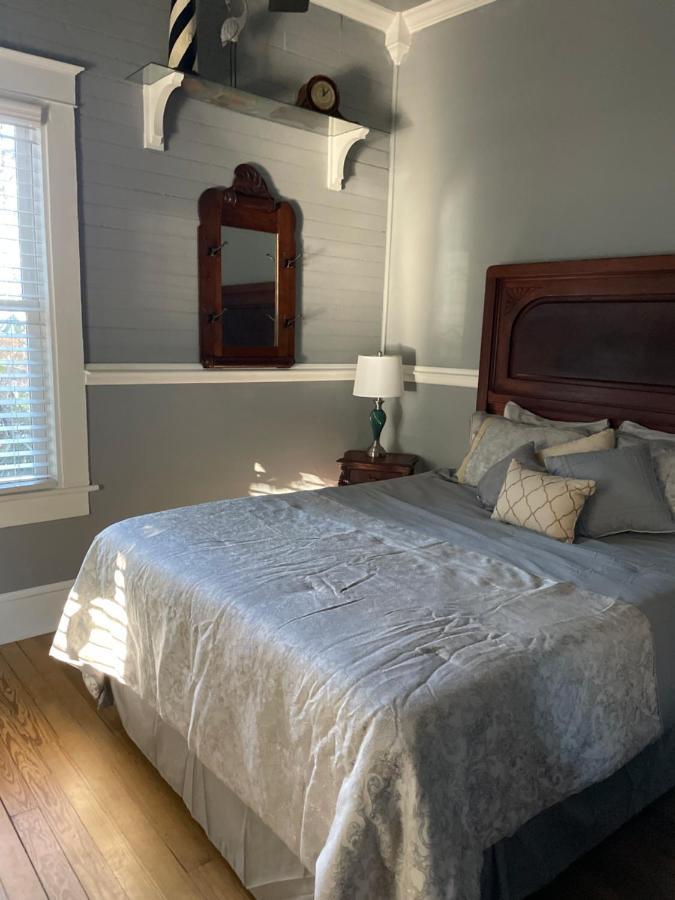 150 Year Old Restored Lincolnville Cottage セント・オーガスティン エクステリア 写真