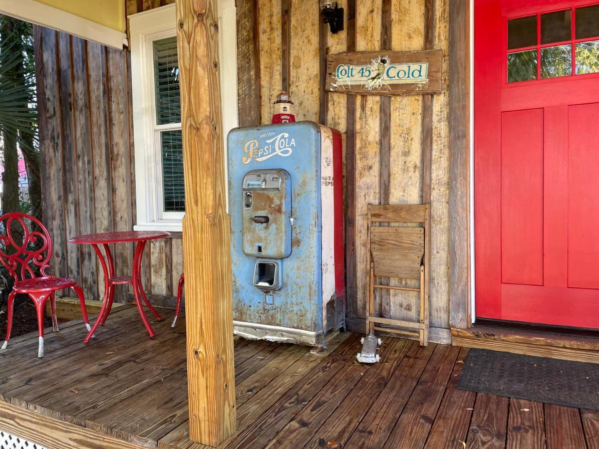 150 Year Old Restored Lincolnville Cottage セント・オーガスティン エクステリア 写真